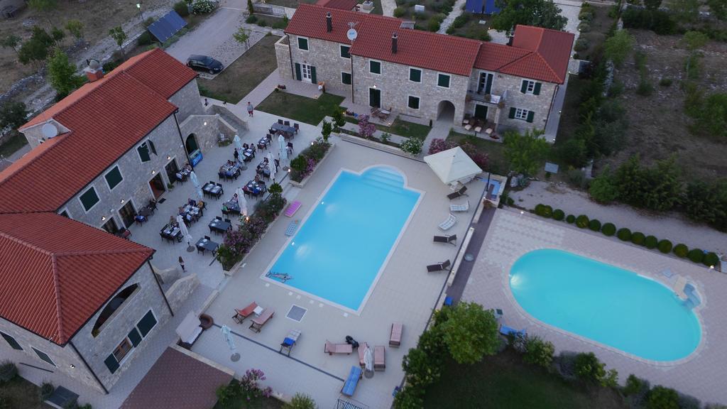 Hotel Pansion Skelin Drinovci Exterior foto