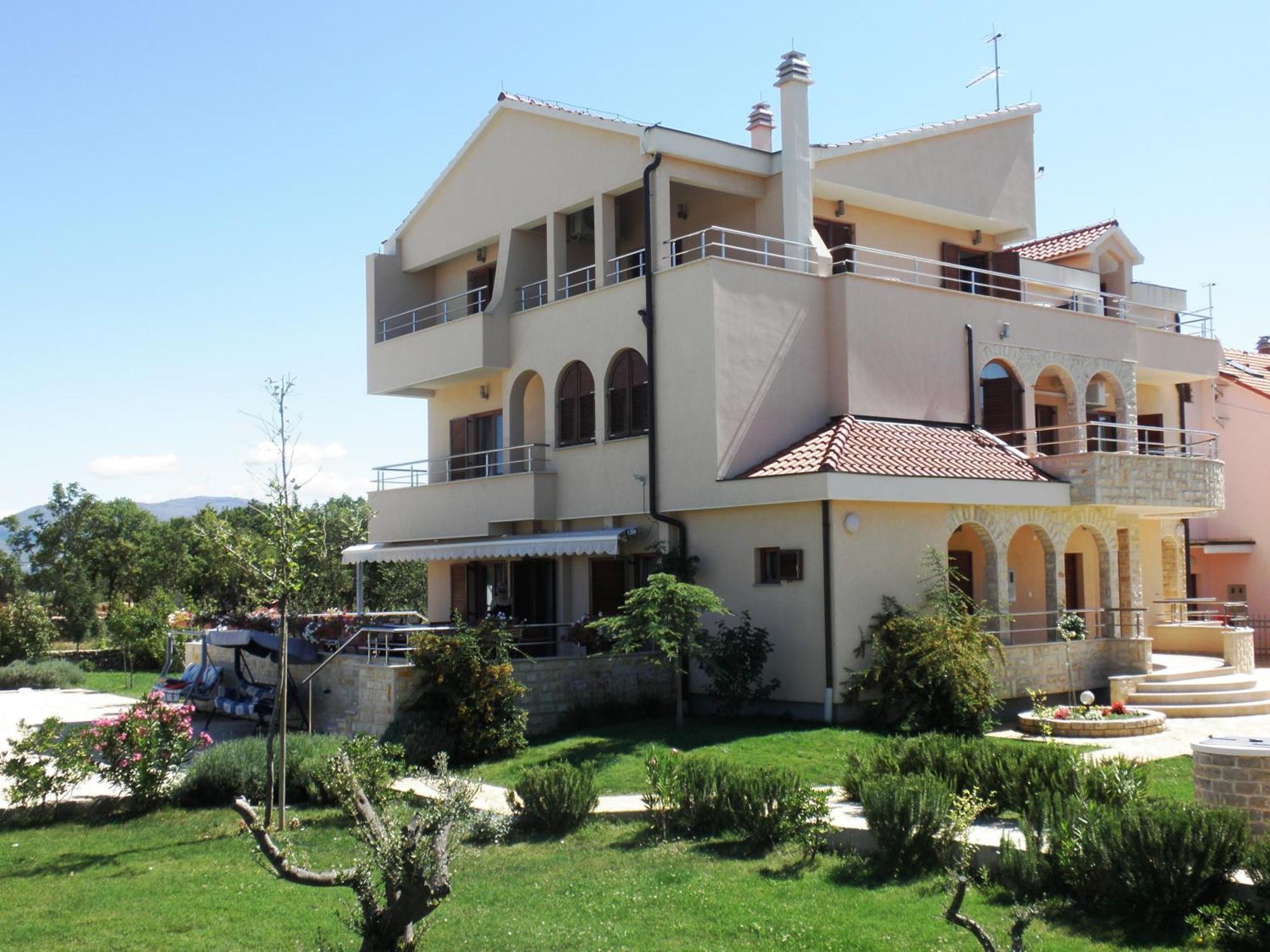 Hotel Pansion Skelin Drinovci Exterior foto
