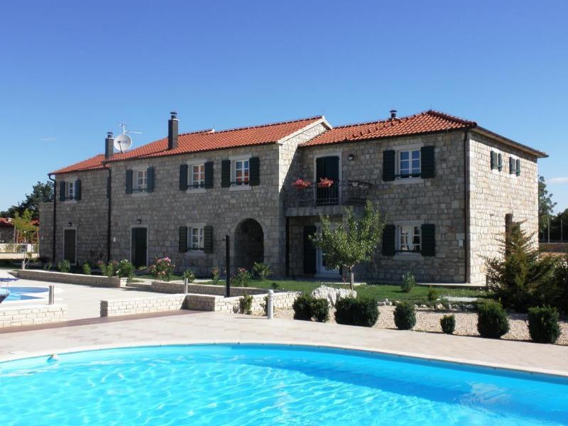 Hotel Pansion Skelin Drinovci Exterior foto