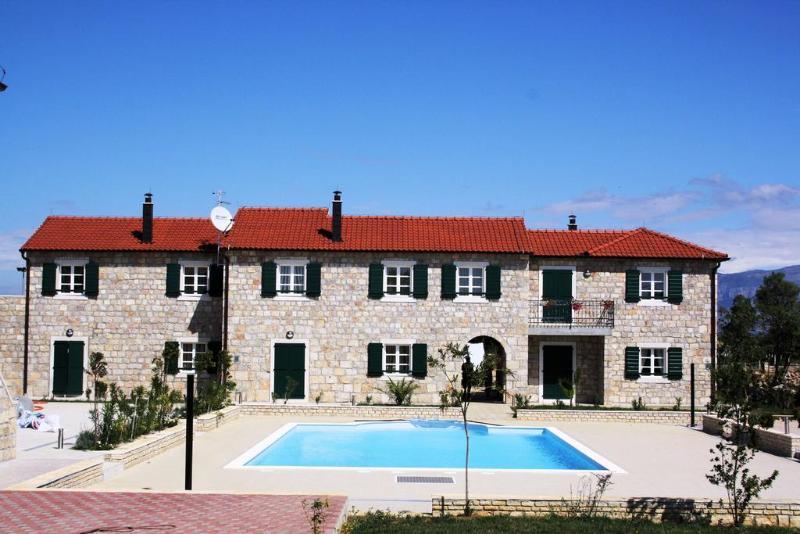 Hotel Pansion Skelin Drinovci Exterior foto